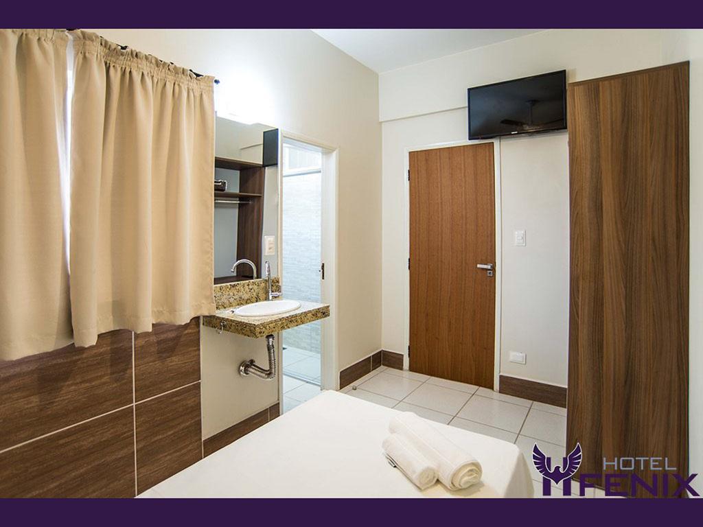 Hotel Fenix Асис Номер фото